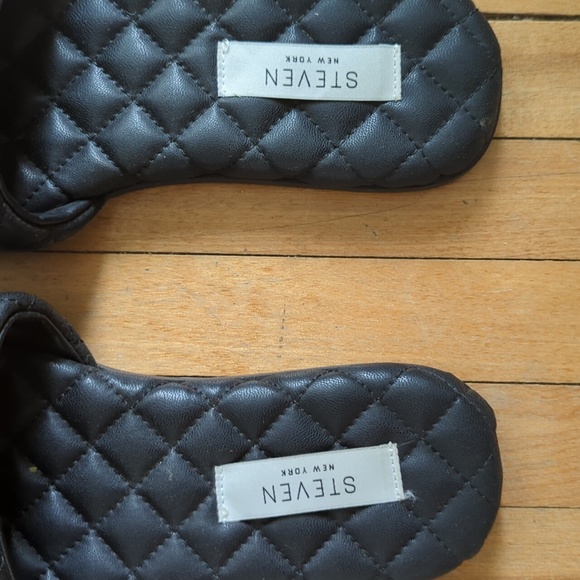 Steve Madden Sandals - Picture 2 of 3